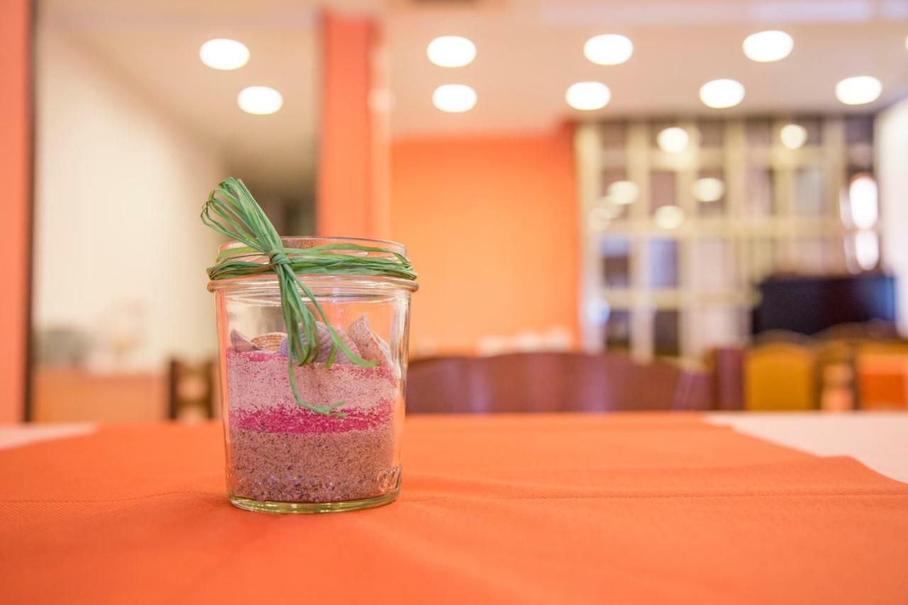 Albergo Felice Соттомарина Экстерьер фото