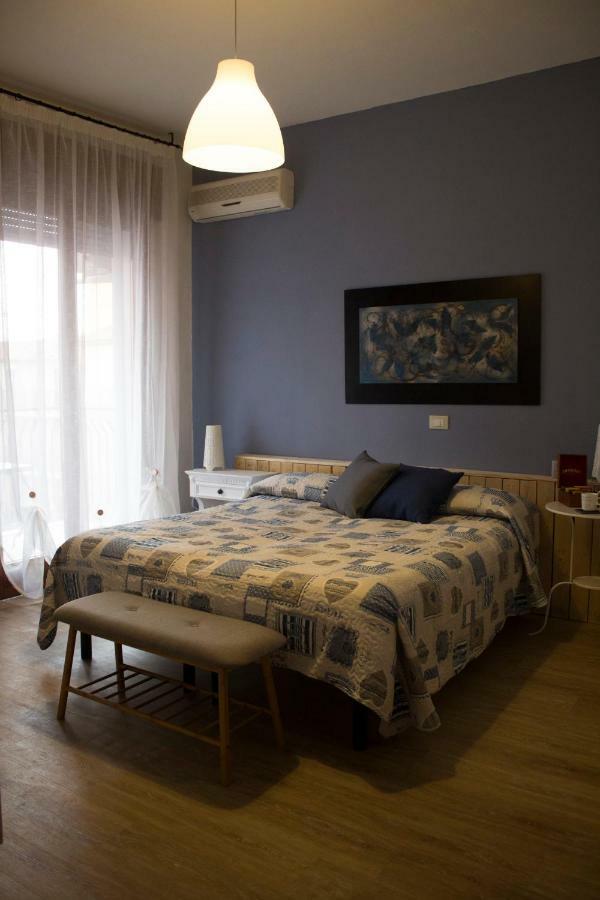 Albergo Felice Соттомарина Экстерьер фото