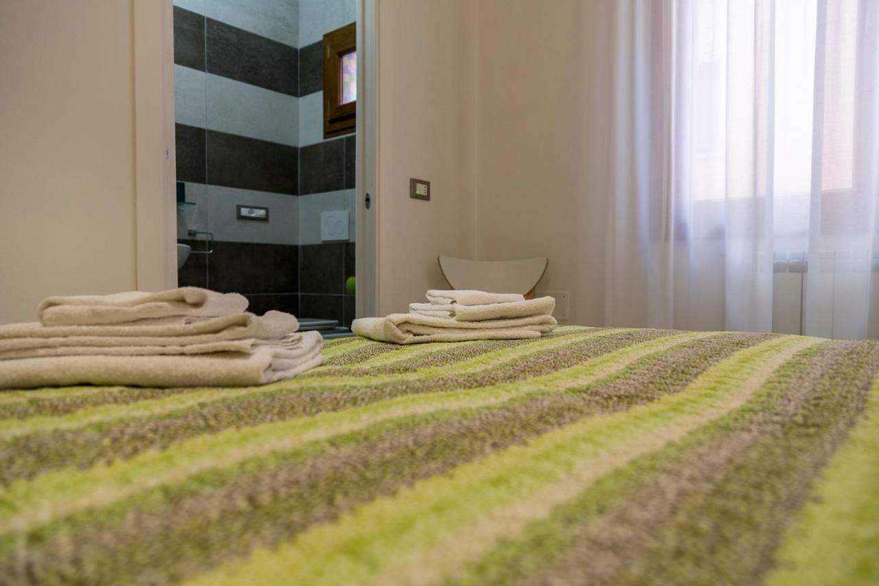 Albergo Felice Соттомарина Экстерьер фото