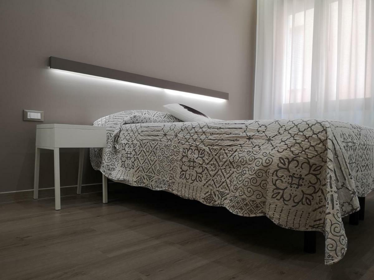 Albergo Felice Соттомарина Экстерьер фото